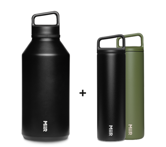 64oz-wm-bottle-2x-20oz-wm-bottles-y3 64oz-bundle-02_1_18b15d87-3696-46e8-b17a-5e1130138654.png
