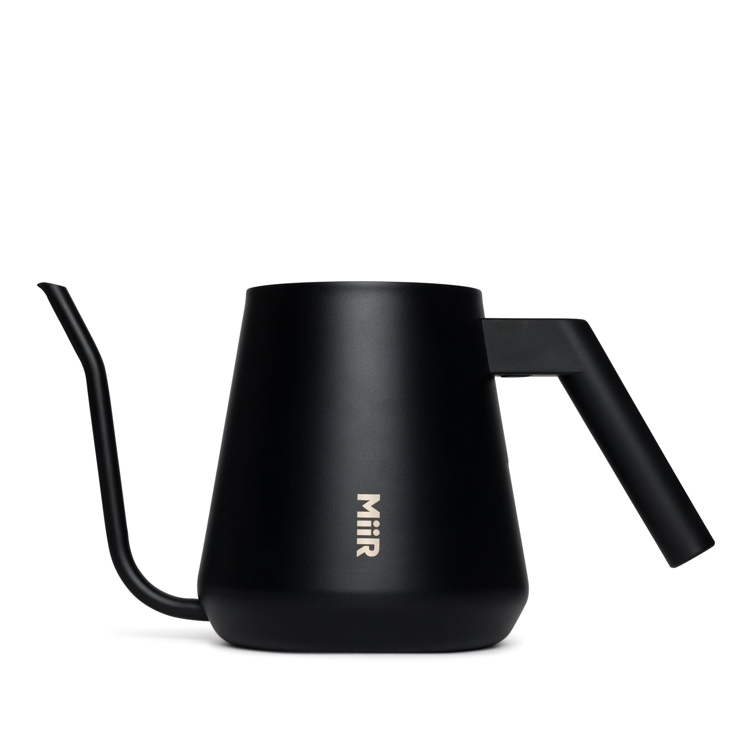 new-standard-pour-over-kettle-r0 Pour_Over_Kettle_Black_Studio_0222_Front.jpg