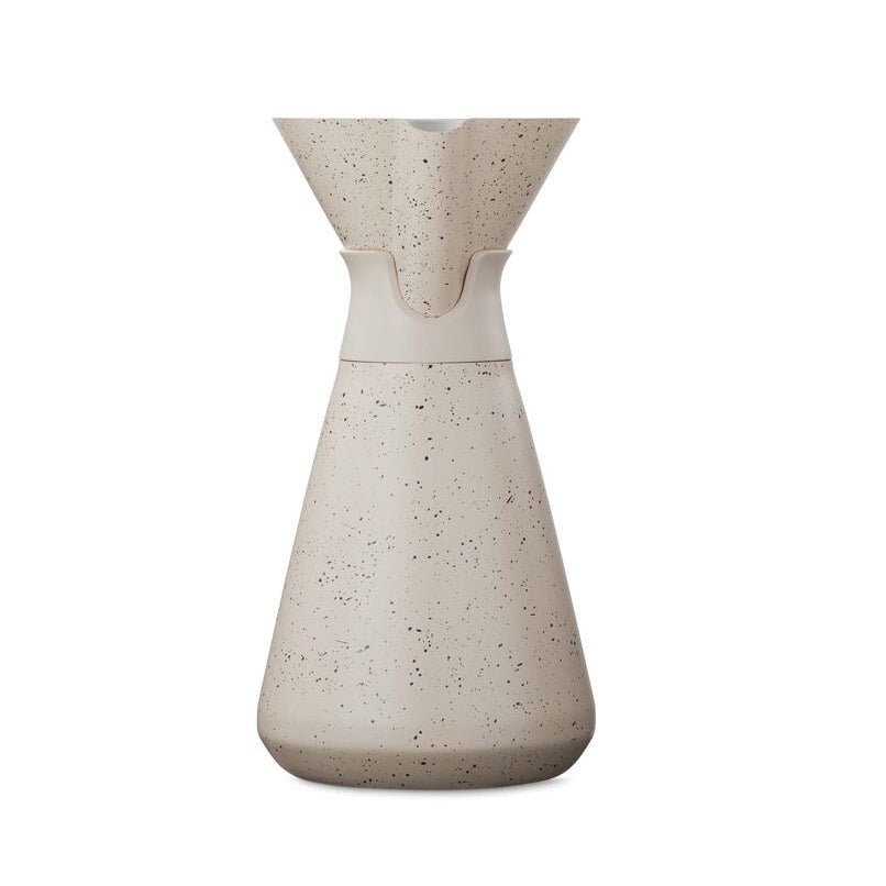 new-standard-carafe-a7 WebPDP-33oz_New_Standard_Carafe_Desert_Tan_Speckle_Studio__CAR1SVOS224_270.jpg