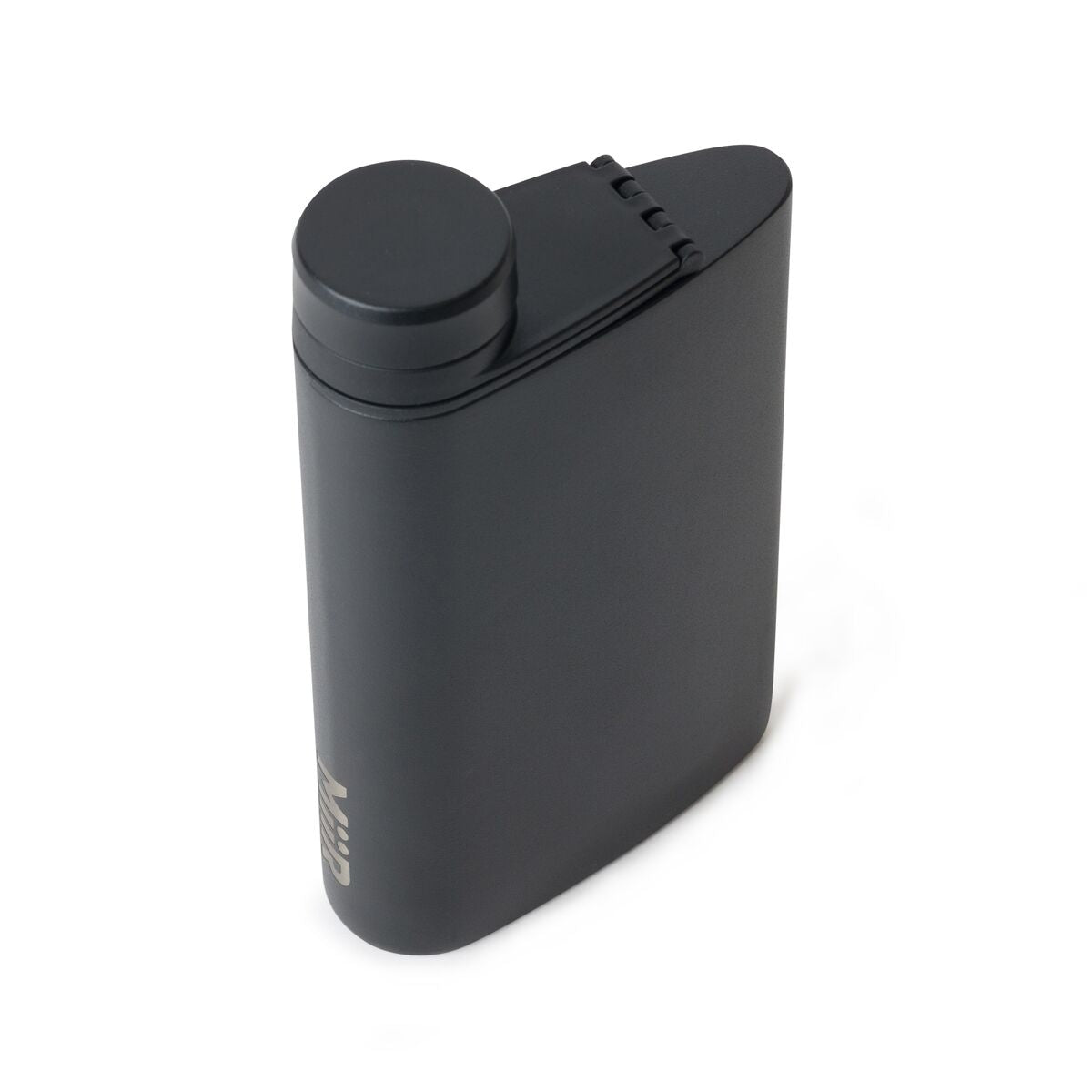aero-flask-z2 WebPDP-Flask_Black_Studio_1022_45Deg_Closed__FLK1SSOS002.jpg