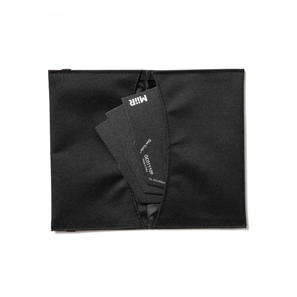 pourigami-y7 WebPDP-Pourigami_Black_Case__POG2SN00002_Studio_Open.jpg